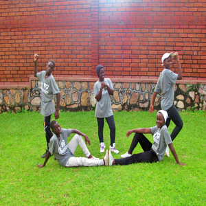 上课太硬女同桌帮我自慰
